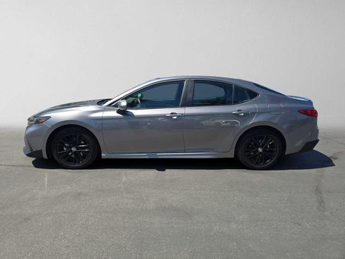 Certified 2026 Toyota Camry SE FWD image 6