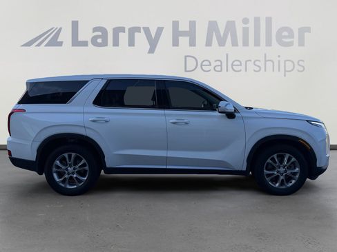 Used 2022 Hyundai Palisade SE image 6