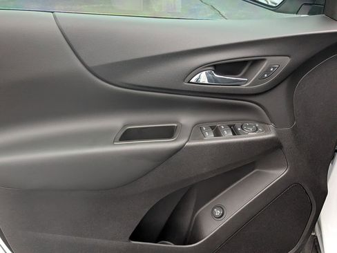 Certified 2024 Chevrolet Equinox LT image 14