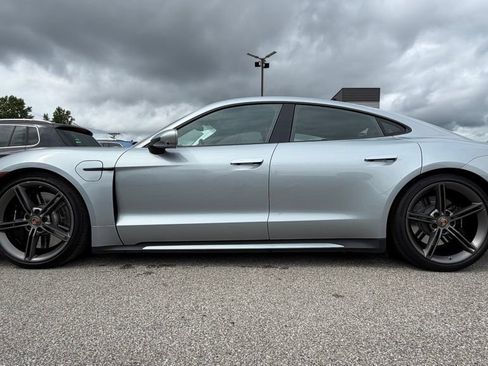 Used 2020 Porsche Taycan Turbo AWD/4WD image 3