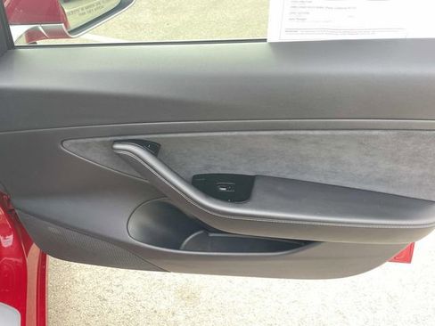 Used 2017 Tesla Model 3 Long Range RWD image 35