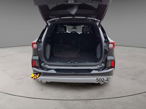 Used 2023 Ford Escape ST-Line w/ Tech Pack #1 image 9