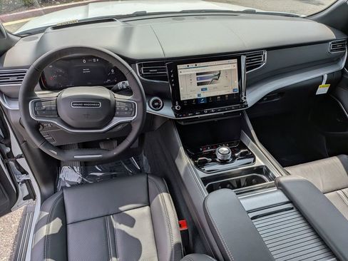 New 2026 Jeep Grand Wagoneer L Limited image 21