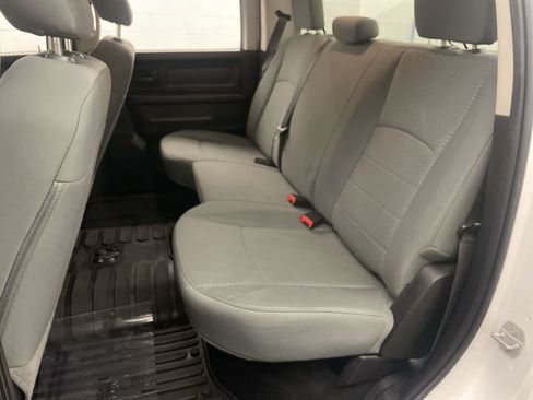 Used 2015 RAM 2500 Tradesman w/ Chrome Appearance Group AWD/4WD image 16