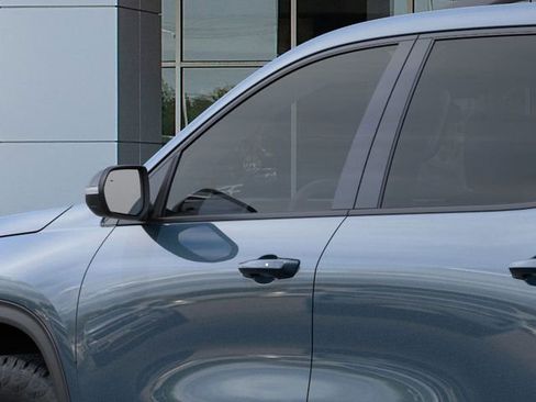 New 2026 Chevrolet Traverse Z71 image 12