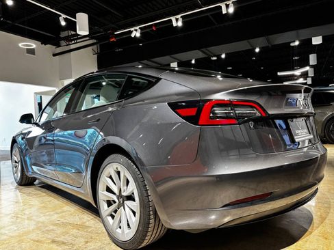 Used 2023 Tesla Model 3 Standard Range image 15