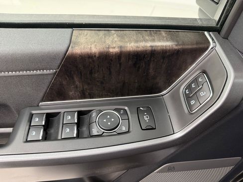 New 2026 Ford F250 Lariat w/ Black Appearance Package image 16