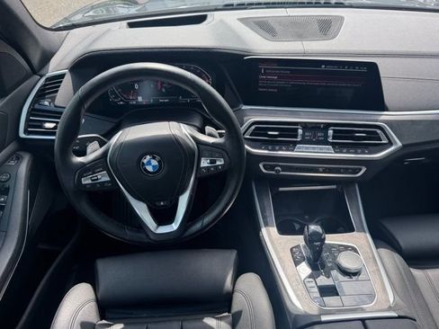 Used 2022 BMW X5 xDrive40i w/ Premium Package AWD/4WD image 14