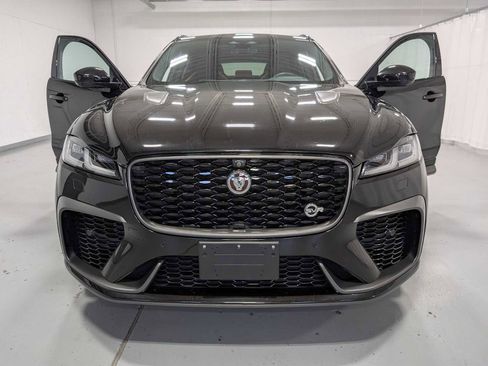Used 2021 Jaguar F-PACE SVR image 14