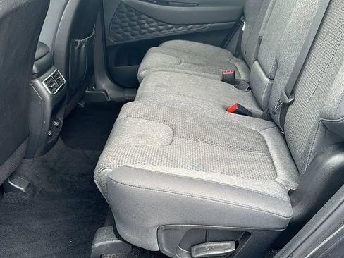 Used 2022 Hyundai Santa Fe SEL FWD image 14