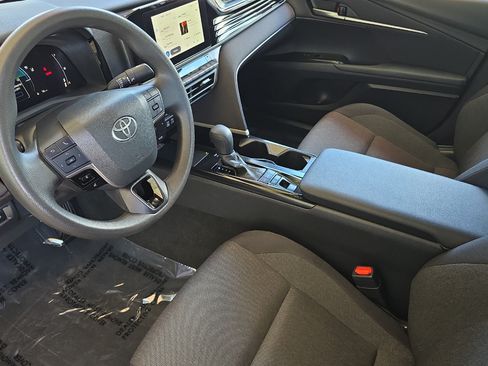 Certified 2025 Toyota Camry LE FWD image 10