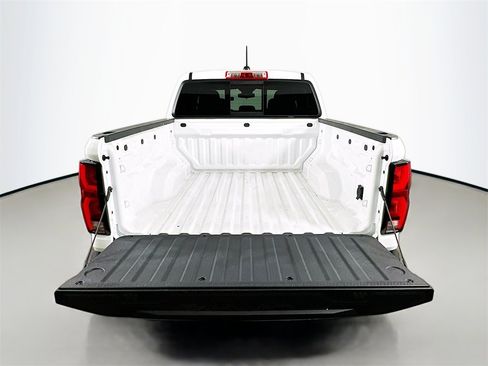 Used 2024 Chevrolet Colorado Z71 w/ Safety Package image 26