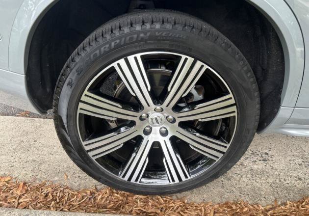 Used 2024 Volvo XC90 T8 Plus AWD/4WD image 15
