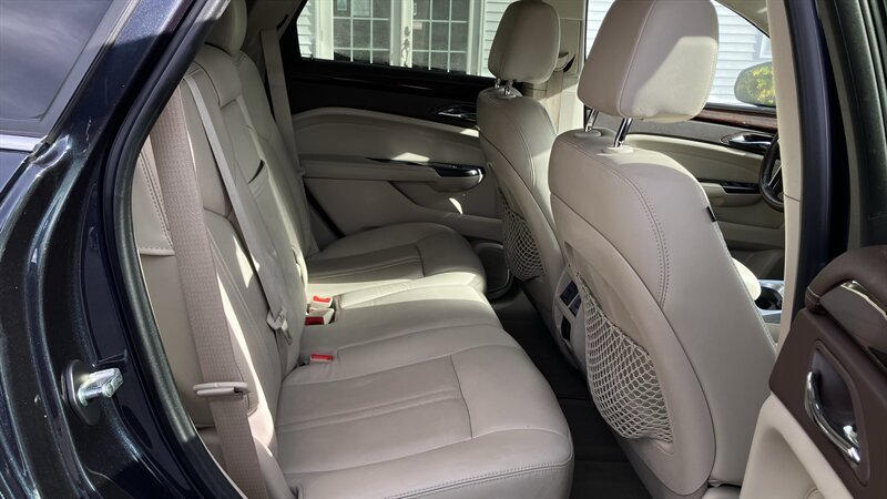 Used 2014 Cadillac SRX Luxury FWD image 12