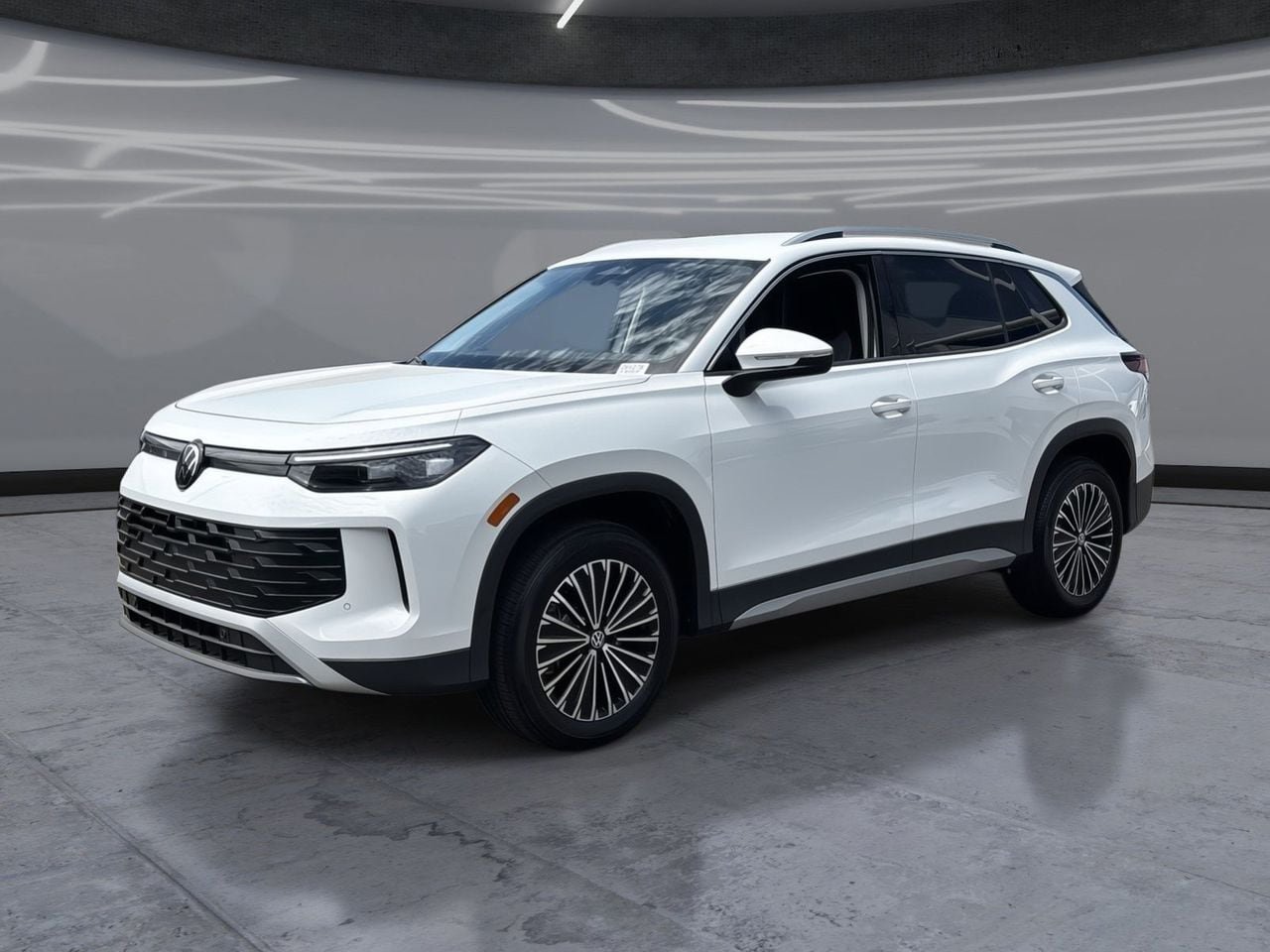 New 2026 Volkswagen Tiguan S AWD/4WD image 1