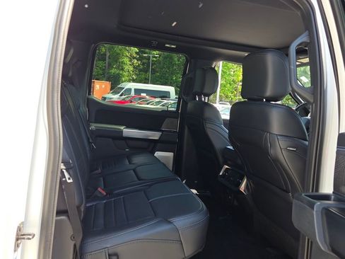 Used 2025 Ford F250 Platinum w/ FX4 Off-Road Package AWD/4WD image 14