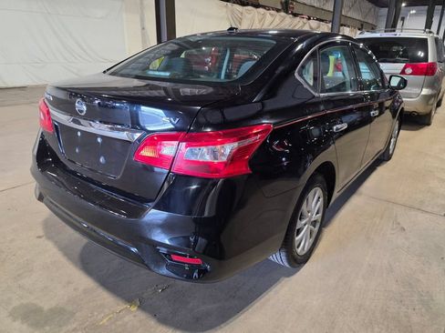 Used 2019 Nissan Sentra SV FWD image 2