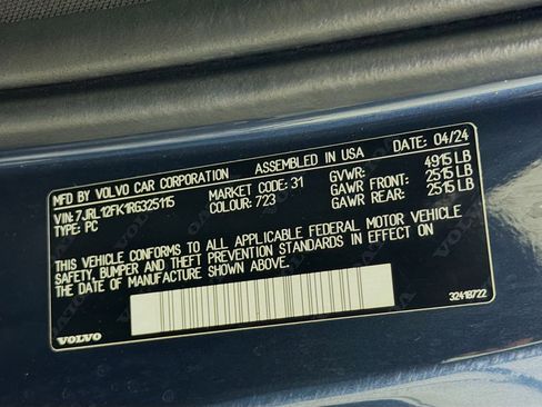 Used 2024 Volvo S60 B5 Core FWD image 12