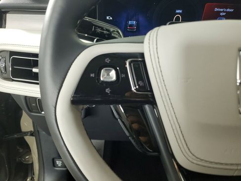 New 2025 Lincoln Aviator Reserve image 25