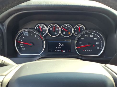 Used 2021 Chevrolet Silverado 1500 LT image 20