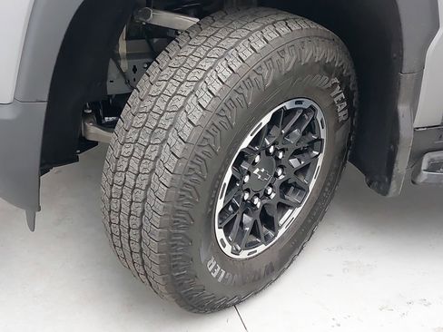 Used 2026 Chevrolet Silverado EV Trail Boss image 33