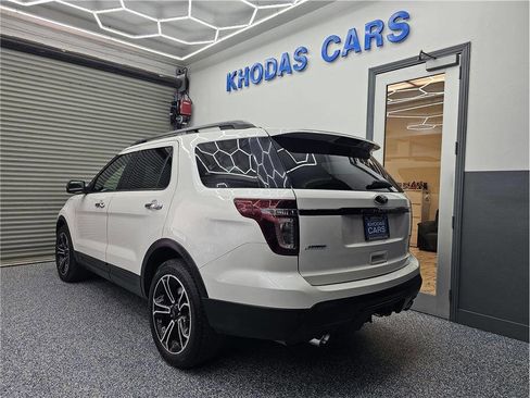 Used 2014 Ford Explorer Sport w/ Equipment Group 401A image 3