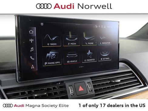 Used 2023 Audi Q5 2.0T Premium Plus w/ Premium Plus Package AWD/4WD image 6