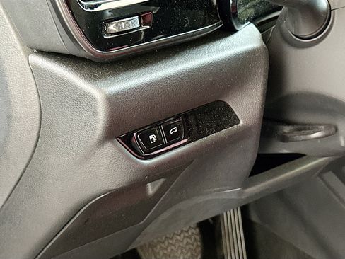 Used 2024 Lexus NX 250 FWD w/ Towing Package (2000 Lbs) image 10