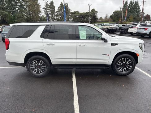 Used 2021 GMC Yukon AT4 w/ Rear Media and Nav Package image 8