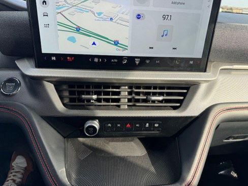 Certified 2025 Ford Explorer ST-Line w/ ST-Line Street Pack image 20