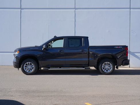 Used 2024 Chevrolet Silverado 1500 RST image 6