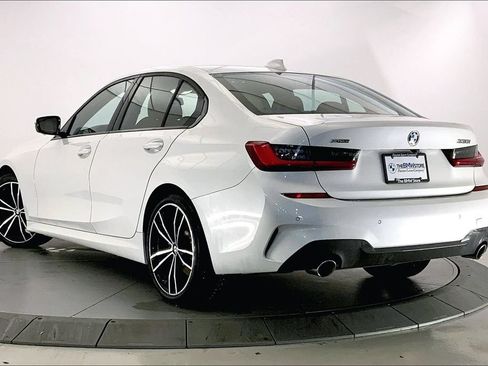 Used 2021 BMW 330i xDrive Sedan AWD/4WD image 10