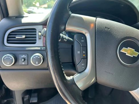 Used 2013 Chevrolet Avalanche LT AWD/4WD image 15