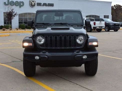 New 2026 Jeep Gladiator Sport image 2