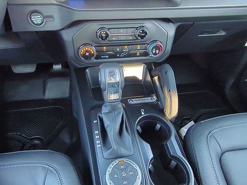 New 2025 Ford Bronco Badlands w/ Sasquatch Package image 19