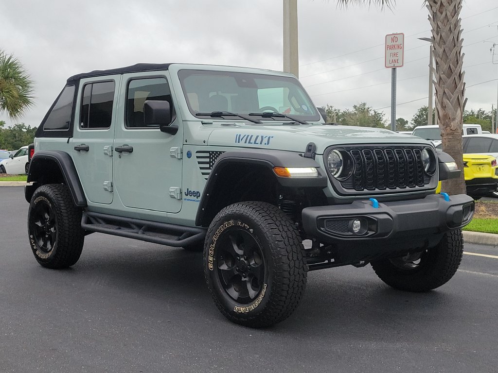 Used 2024 Jeep Wrangler Unlimited AWD/4WD image 1