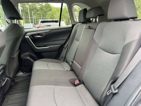 Used 2024 Toyota RAV4 XLE w/ Convenience Package FWD image 17