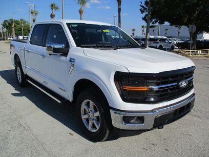 New 2025 Ford F150 XLT w/ Equipment Group 302A MID