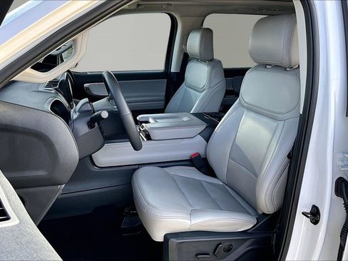 Certified 2025 Ford Expedition Max Active image 25