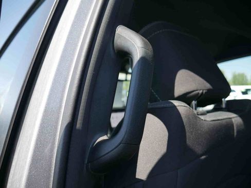 Used 2025 RAM 1500 Tradesman AWD/4WD image 17