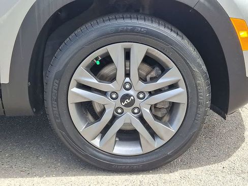 Used 2023 Kia Seltos LX AWD/4WD image 26