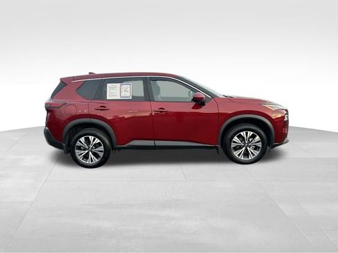 Used 2023 Nissan Rogue SV image 8
