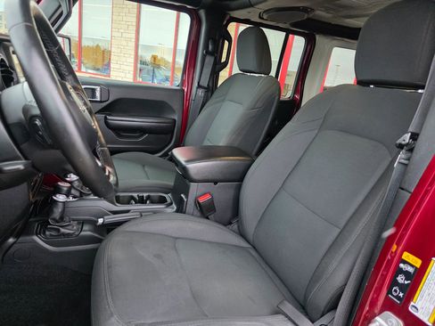 Used 2021 Jeep Wrangler Unlimited Sport image 10