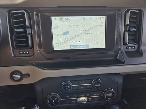 Used 2022 Ford Bronco Wildtrak image 21