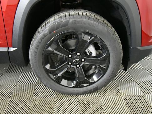 New 2026 Chevrolet Equinox LT w/ Midnight Edition AWD/4WD image 17