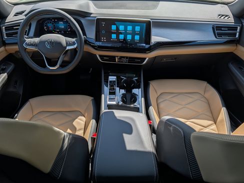 New 2026 Volkswagen Atlas Cross Sport SE AWD/4WD image 8