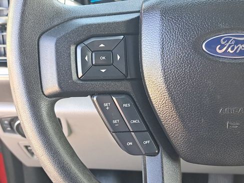 Used 2016 Ford F150 XLT image 26