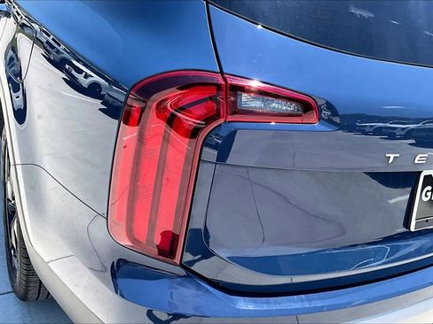 Certified 2024 Kia Telluride S AWD/4WD image 27