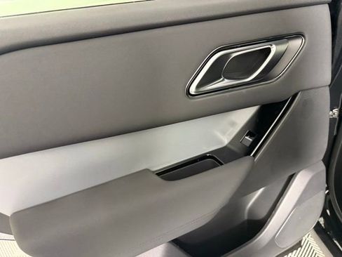 Certified 2025 Land Rover Range Rover Velar S image 23