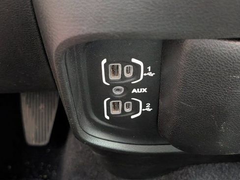 Used 2022 RAM 3500 Big Horn AWD/4WD image 18